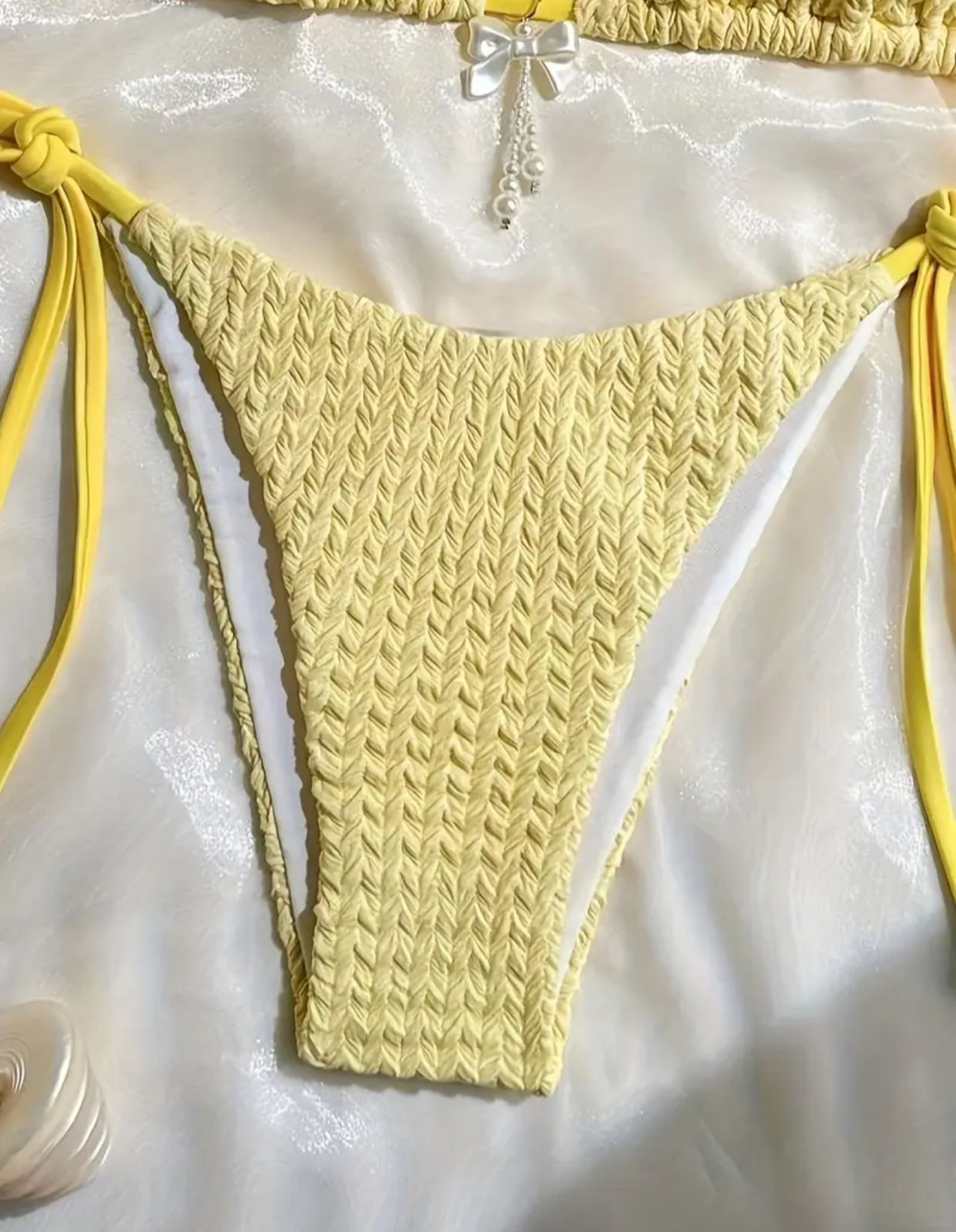 Bikini Lisa